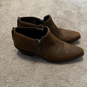 Women’s ankle boots